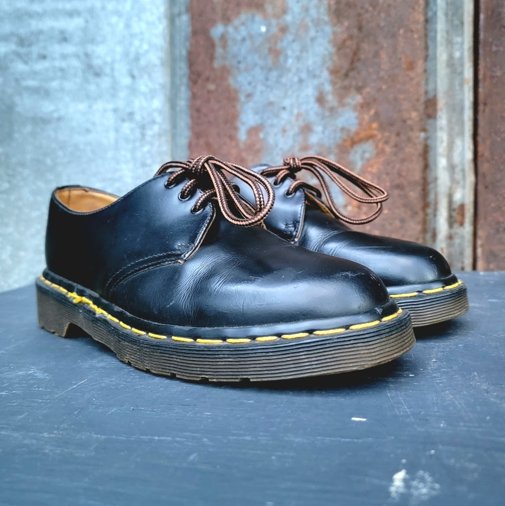 Vintage Black Dr. Martens Oxfords Size US 7 EU 38 UK 5